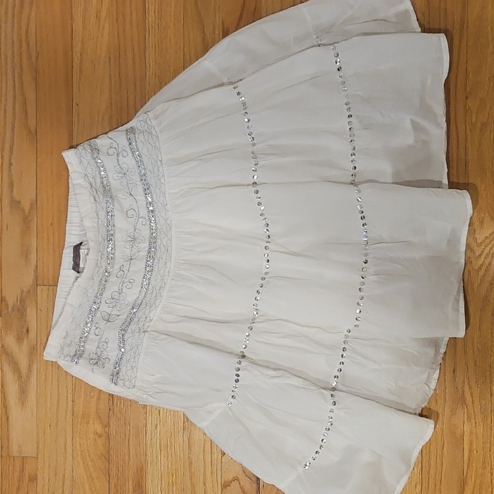 Peppermint Bay Elegant White Embroidered Skirt Size S